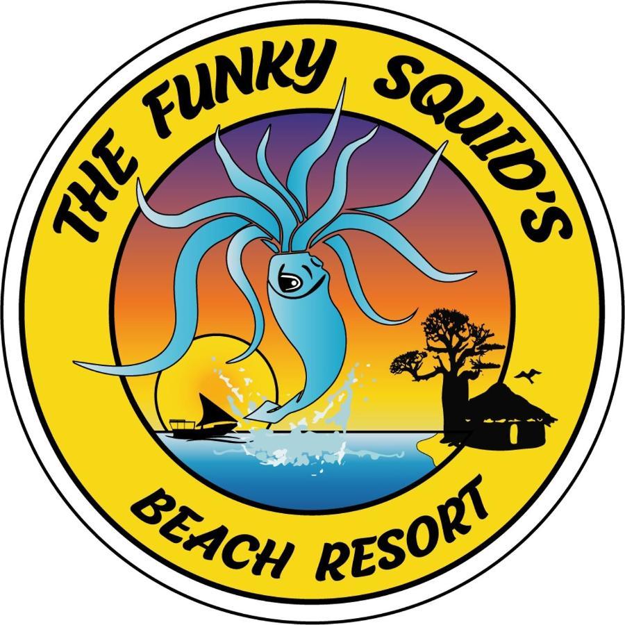 Funky Squids Beach Resort 巴加莫约 外观 照片
